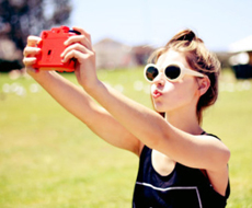 初心如磐，深耕蓉城，易拓照明践行光暖万家使命